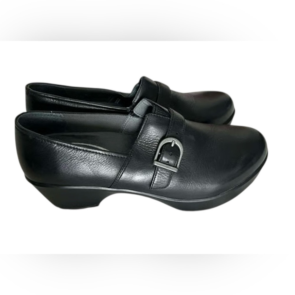 The Dansko - Tamara Slip-On Clog - EURO Size: 39